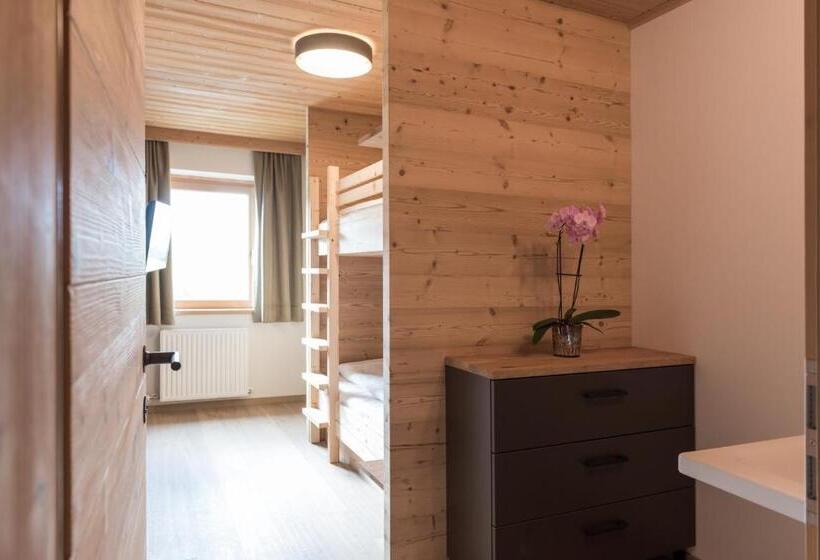 جناح عائلي, Winterbauer