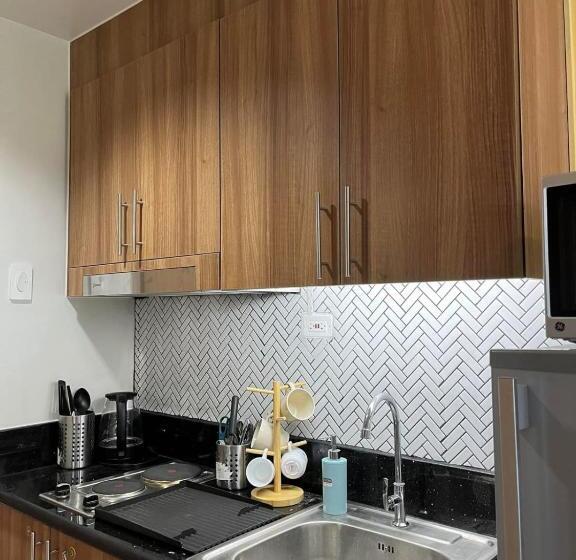 דירת חדר, 1br With Balcony   Shore 3 By Smdc Near Mall Of Asia