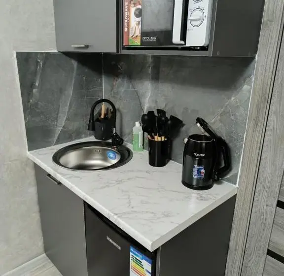 استودیوی استاندارد, Apart 41