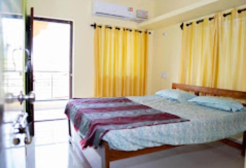 חדר משפחתי, Dhanashree Riverview  Goa