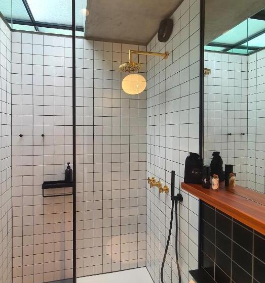 סטודיו סופריור, Dot Sofia Apart