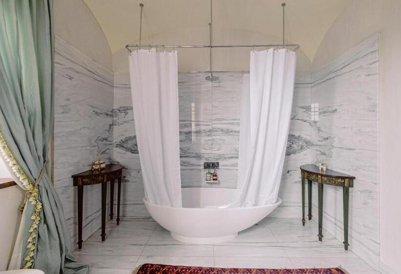 침실 2개 주택, Castello Di Casalborgone