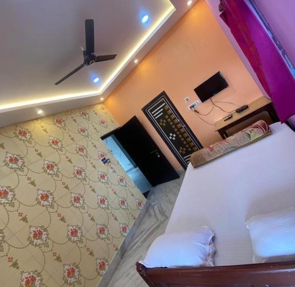 Номер Стандарт Вид на Озеро, Subhankar Guest House
