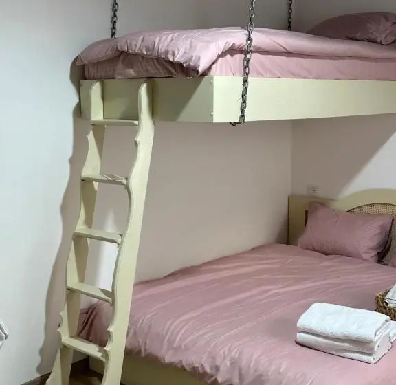 اتاق استاندارد با چشم‌انداز, Buna Guest House