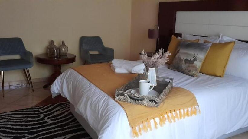 חדר אקונומי, Marandela Guesthouse