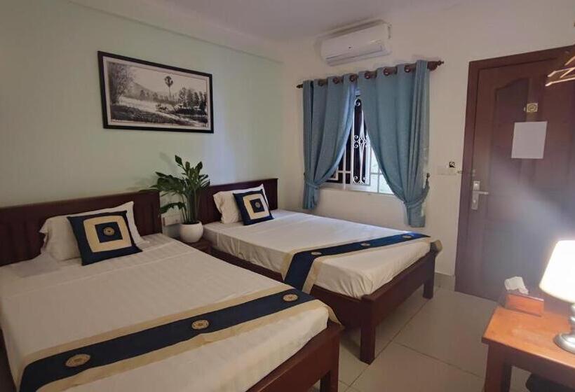 غرفة قياسية مطلّة علي الحديقة, Le Watwam