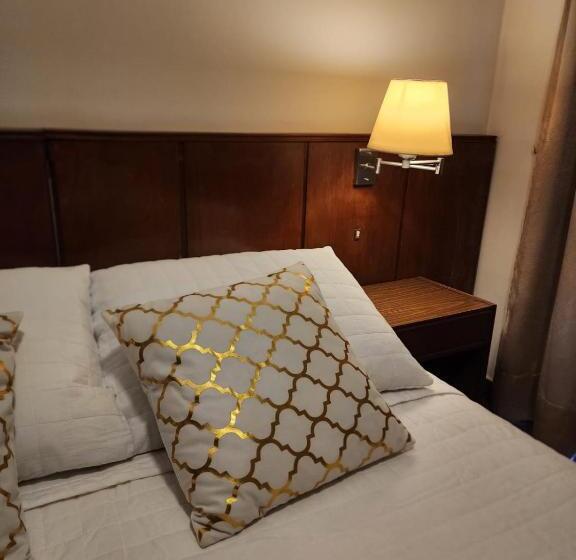 اتاق خانوادگی, Maria