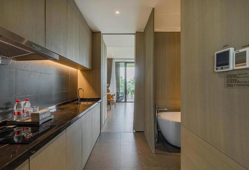 带特大床的标准间, Mogan Valley Resort