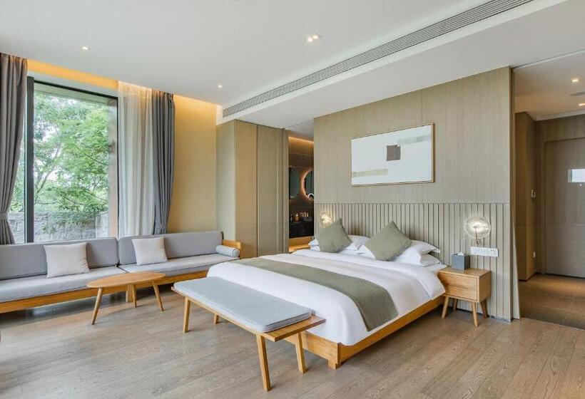 带特大床的标准间, Mogan Valley Resort