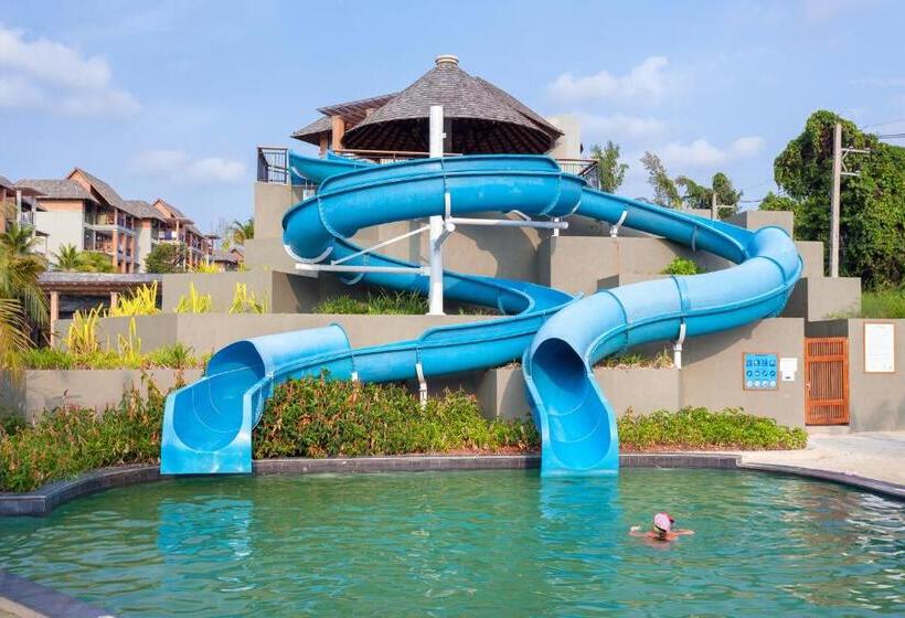 Suite Deluxe, 普吉岛 迈考海滩水疗度假村pl  Maikhaolak Beach Village