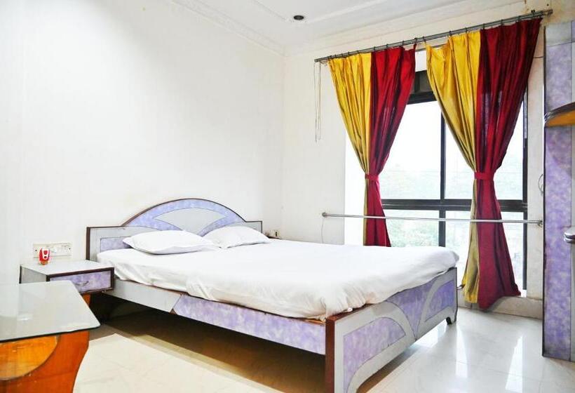 غرفة قياسية, Priyanka International