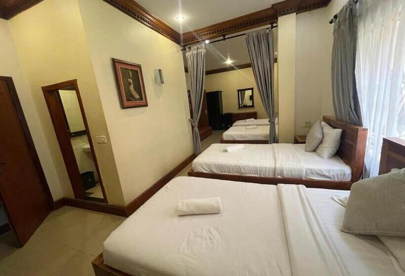 غرفة عائلية, Wat