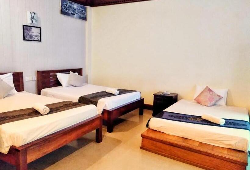 غرفة أساسية ثلاثية, Wat