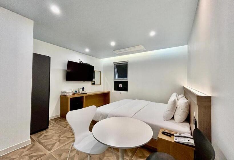 Номер Стандарт, Browndot Yangnam