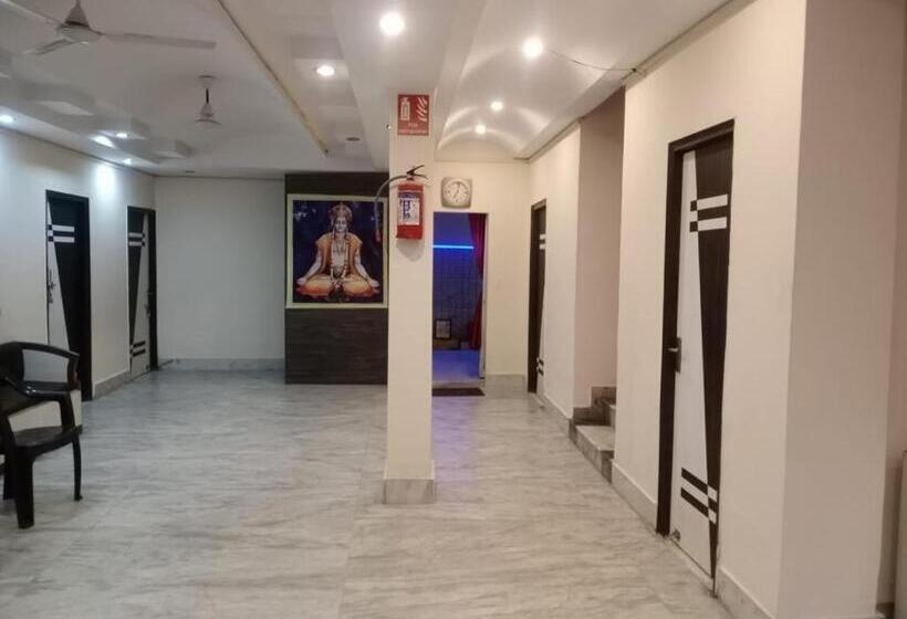 غرفة عائلية, Haridham Guest House