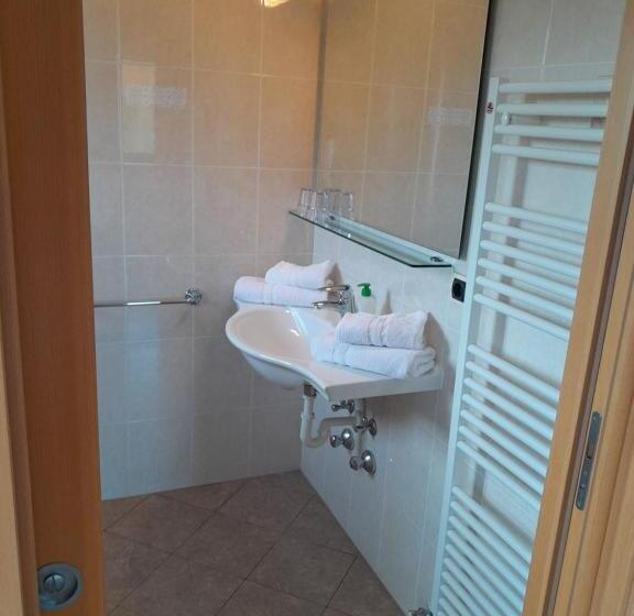 Номер Deluxe с Балконом, Landgasthof Sonnegghof