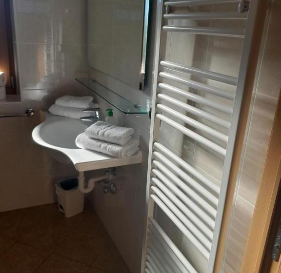 디럭스 룸, Landgasthof Sonnegghof