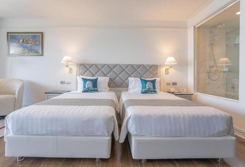 디럭스 룸 바다 전망, 普吉岛 安达曼海滩海景度假酒店 Phuket Andaman Beach Seaview