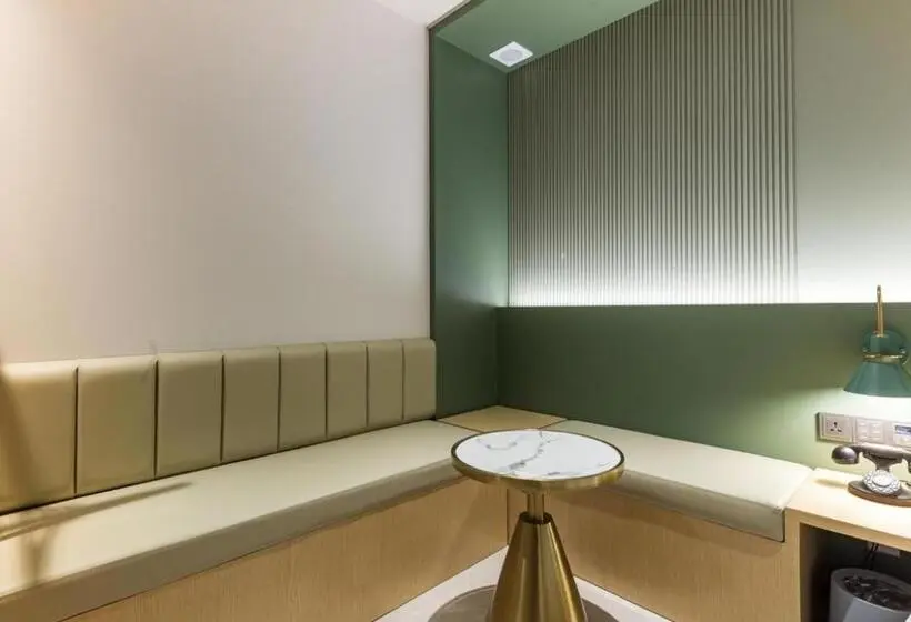 Premium-huone, Aria