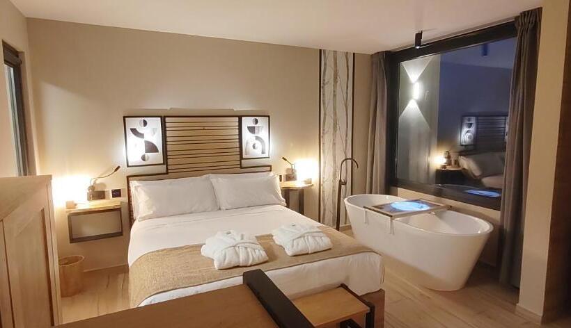 Номер Deluxe, Las Estrellas Del Duende