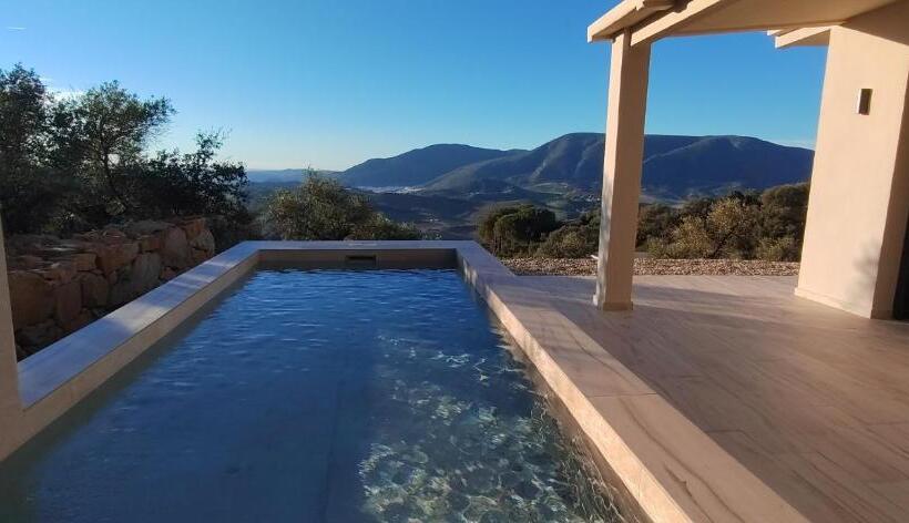 Номер Deluxe, Las Estrellas Del Duende