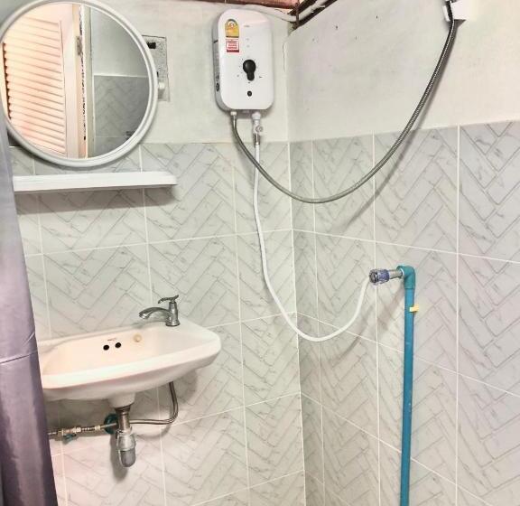 Хижина, River Flow House Bangtanod