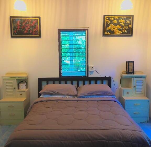 Хижина, River Flow House Bangtanod