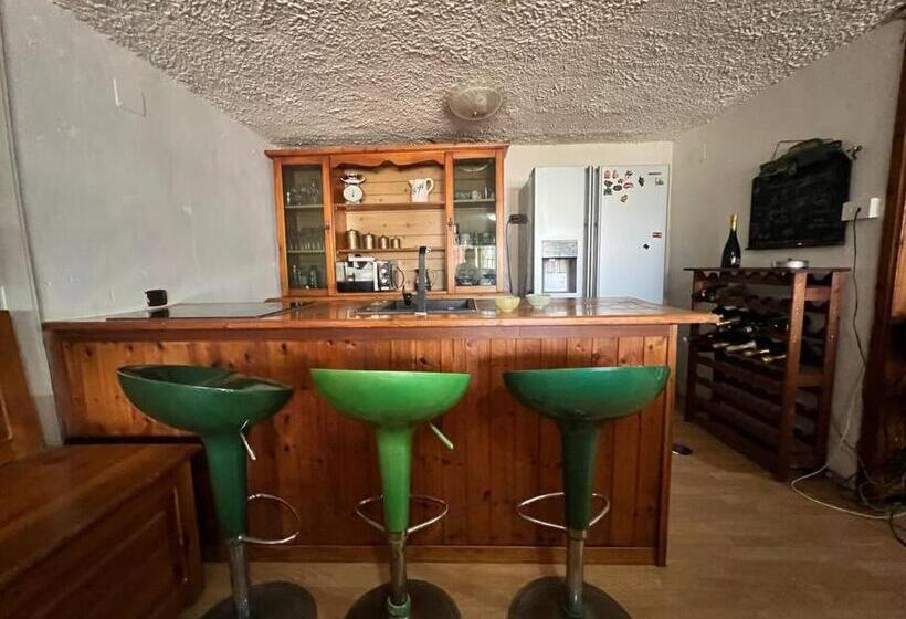 Апартаменты 1 Спальня, Sunset Lovers