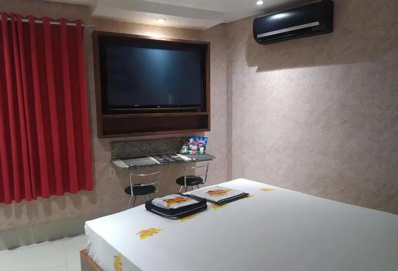 سوییت, Motel La Folia