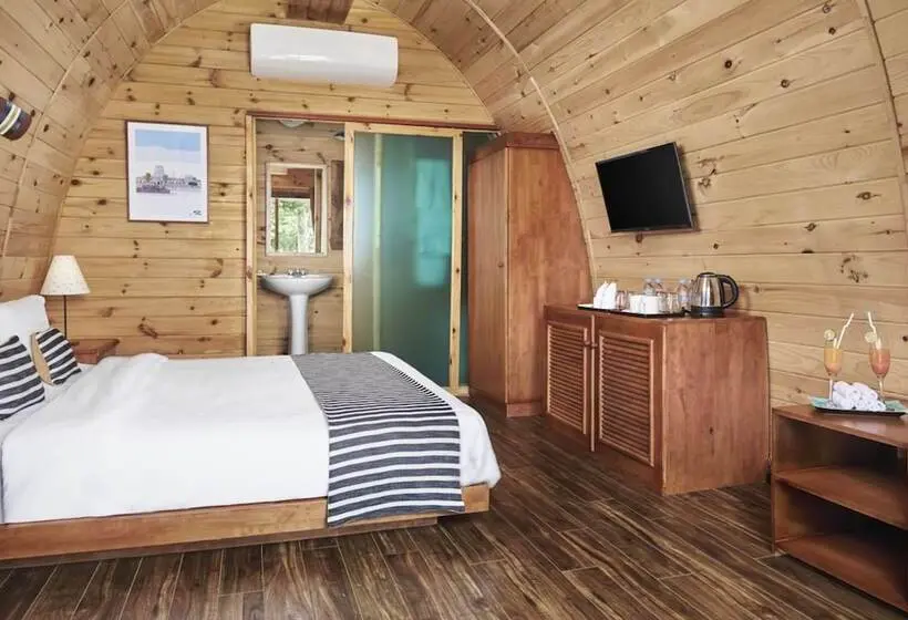 Standard-huone King-vuode, Pod Village By Independence Hotels