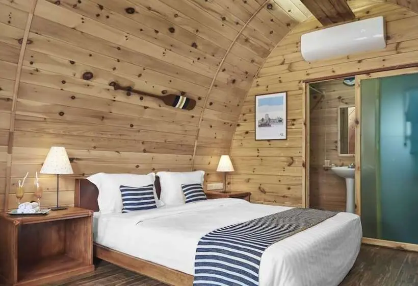 Standard-huone King-vuode, Pod Village By Independence Hotels