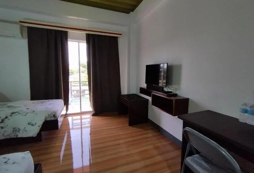 Standard-huone, Reddoorz @ Lqj Hotel Old Buswang Kalibo