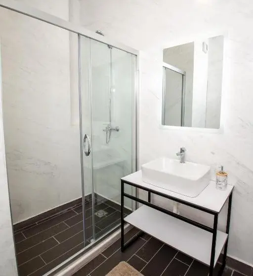 اتاق استاندارد یک نفره, Aparthotel Folé