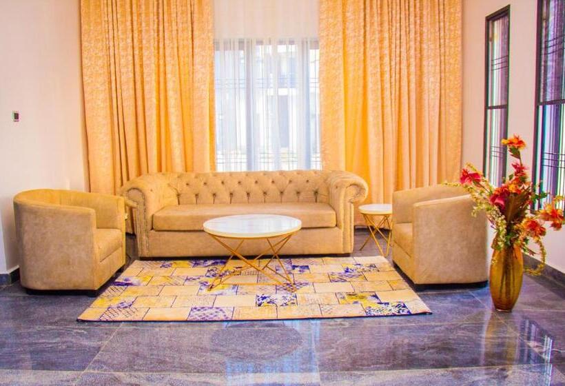استودیو خانوادگی, 4 Bedroom Villa Marina Duplex Guzape