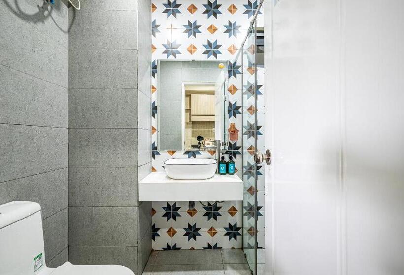 استودیوی استاندارد, Cozrum Homes Kola Apartment