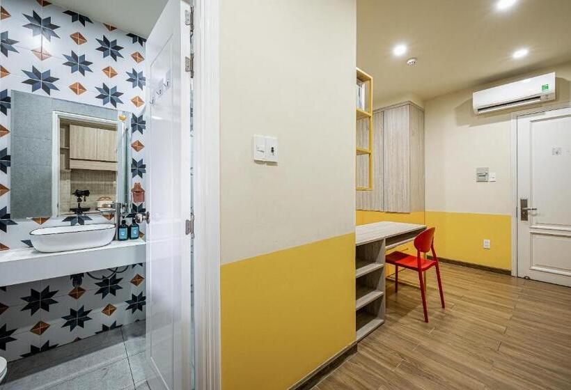 استودیوی استاندارد, Cozrum Homes Kola Apartment