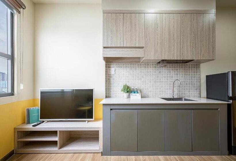 استودیوی لوکس, Cozrum Homes Kola Apartment