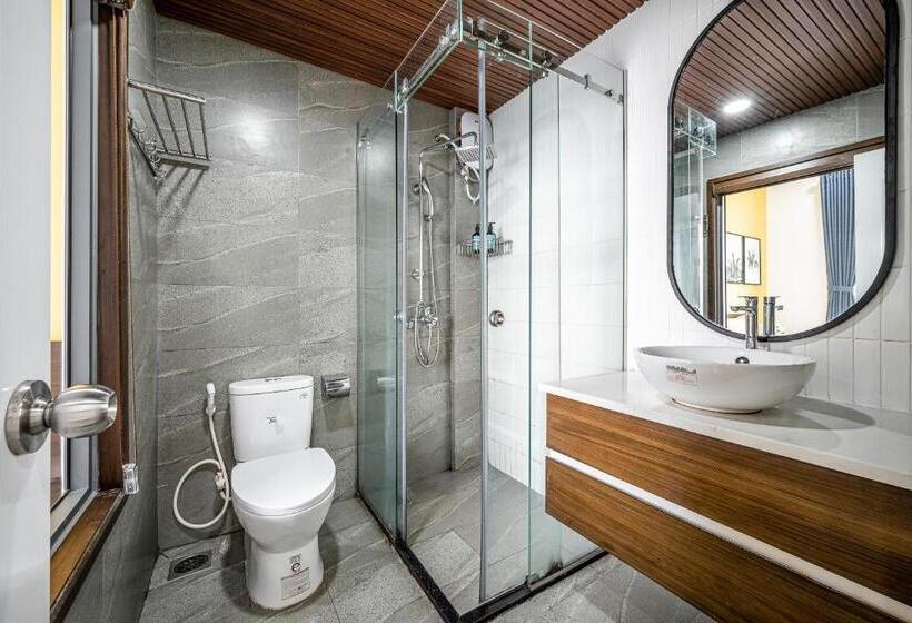 اتاق لوکس, Cozrum Homes Kola Apartment