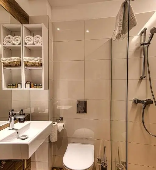 ファミリールーム, Cardoner Hotel és Konferenciaközpont