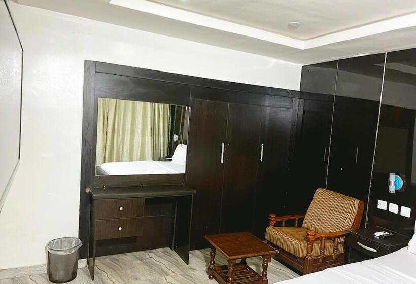 Chambre Standard, Grey Residence