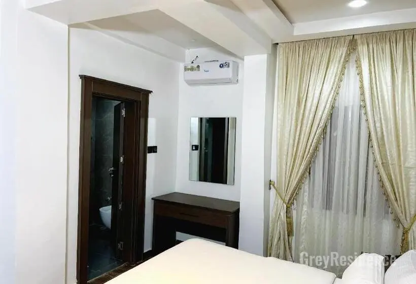 اتاق لوکس با تخت بزرگ, Grey Residence
