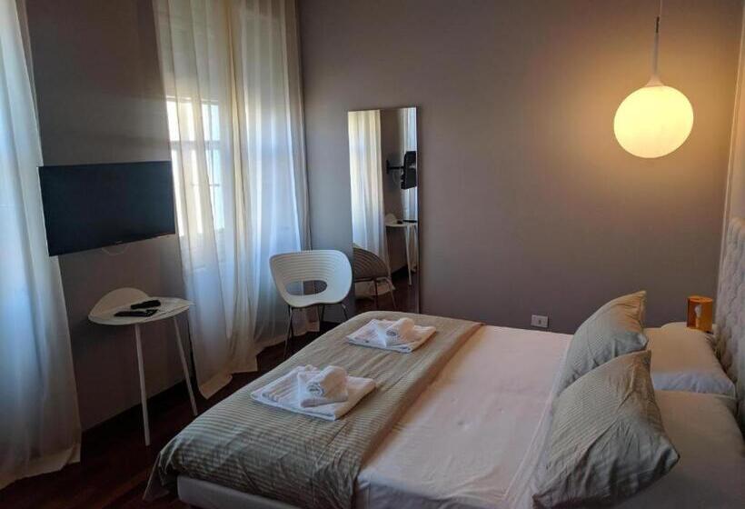اتاق خانوادگی, Ritter S Rooms & Apartments