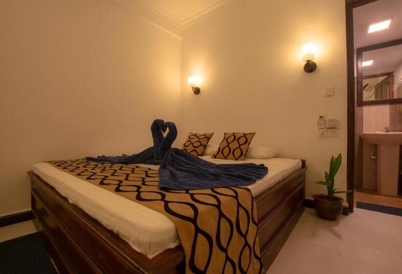 חדר סופריור, Arugambay Surf Resort