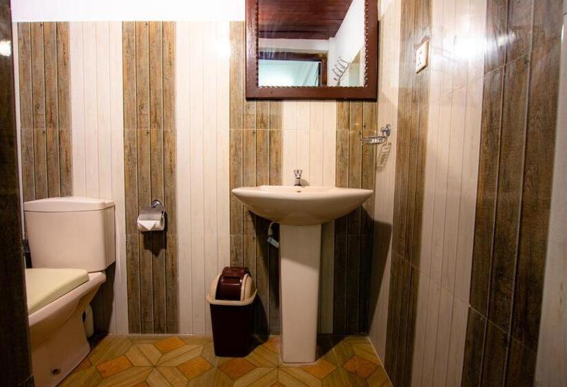 חדר סופריור, Arugambay Surf Resort