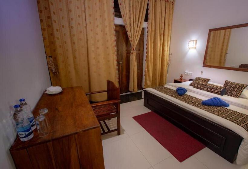 חדר דלוקס, Arugambay Surf Resort