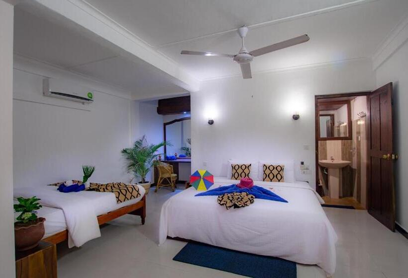 חדר משפחתי, Arugambay Surf Resort