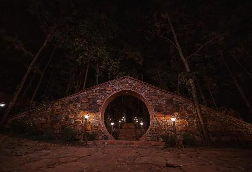 Perhehuone, Sereno Barn Eco Stay Chikmagalur