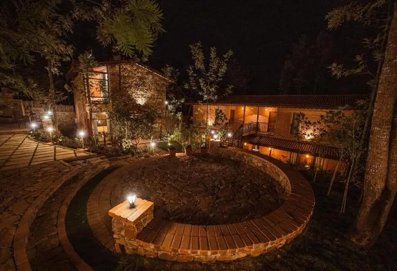 Perhehuone, Sereno Barn Eco Stay Chikmagalur