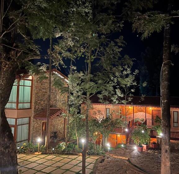 Вилла с 1 спальней и бассейном, Sereno Barn Eco Stay Chikmagalur