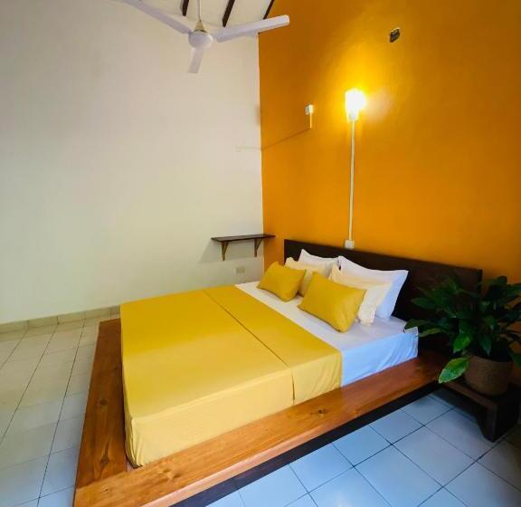 标准间, Surf N Spice   Hiriketiya